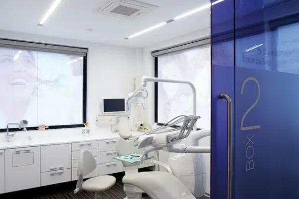 clinica-dental-pintura-acrílica-ondontomed sala 1