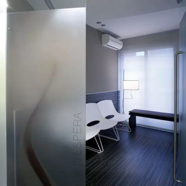 clinica-dental-pintura-acrílica-ondontomed sala de espera